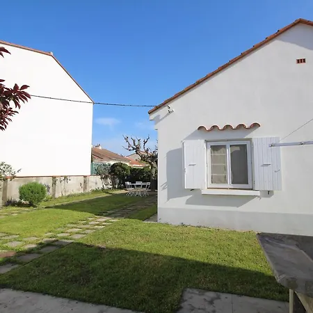 Holiday home V-t3- 200m !